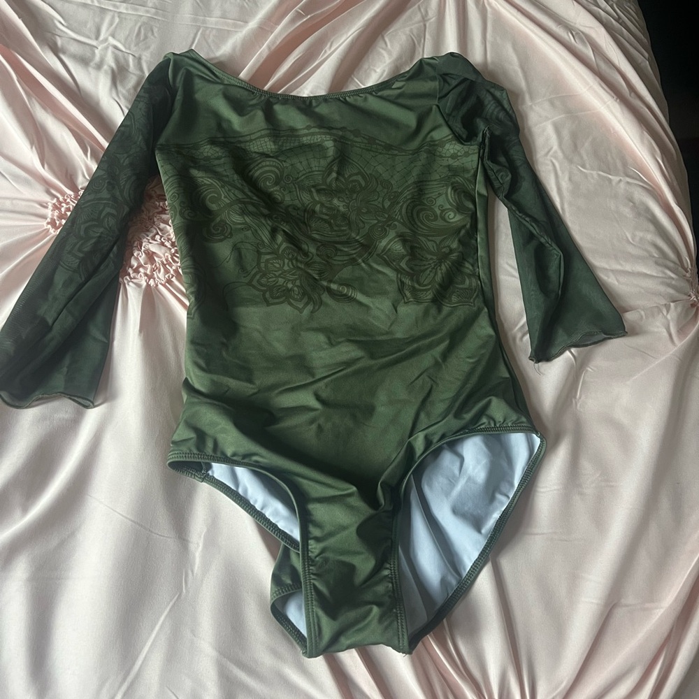 Elegant Olive Ballet Rosa leotard